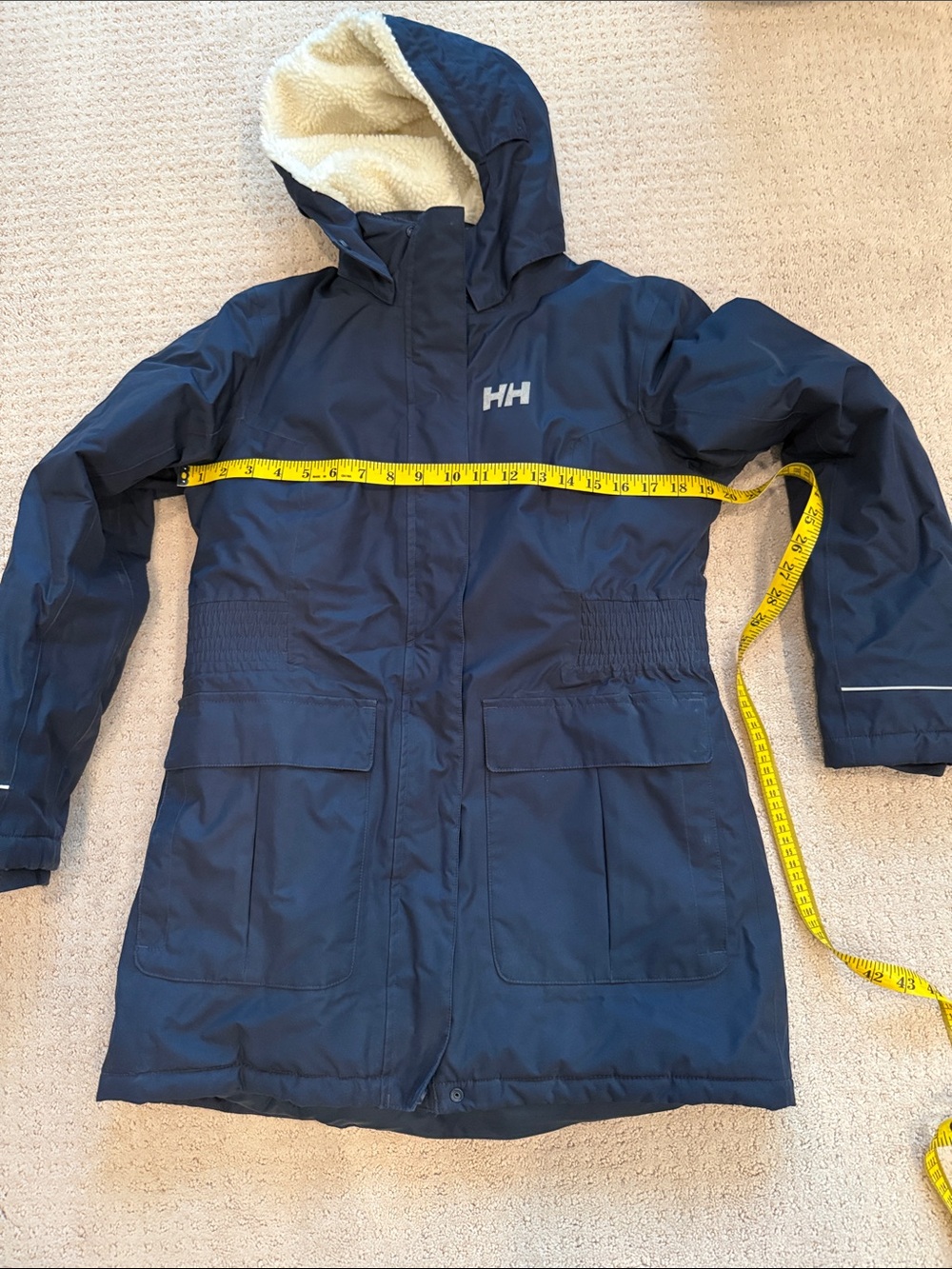 Helly Hansen Navy Parka with Cream Sherpa Hood size 14